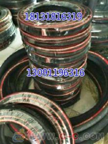 油品專業(yè)防靜電輸油膠管 耐溶脹、耐老化與防靜電性能解析及其在輸氣管道工程施工服務中的關鍵應用